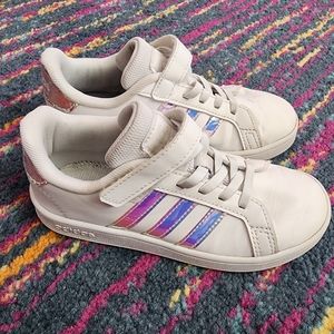 Girls Adidas Sneaker
